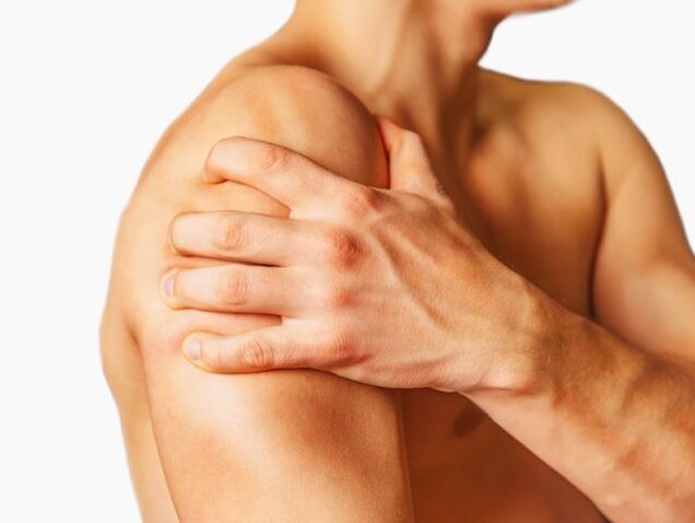 Pain, destruction of joints and deformation of bones accompany arthrosis